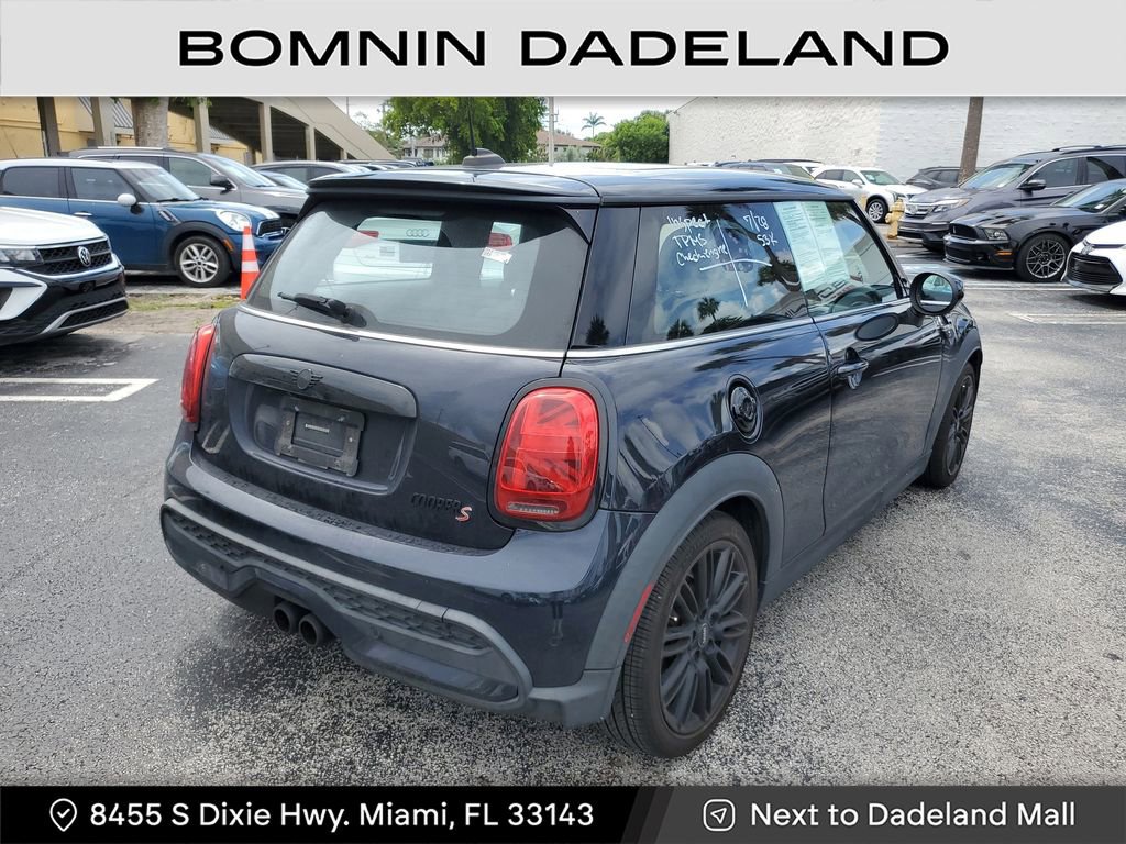 Used 2022 MINI Cooper S image 4