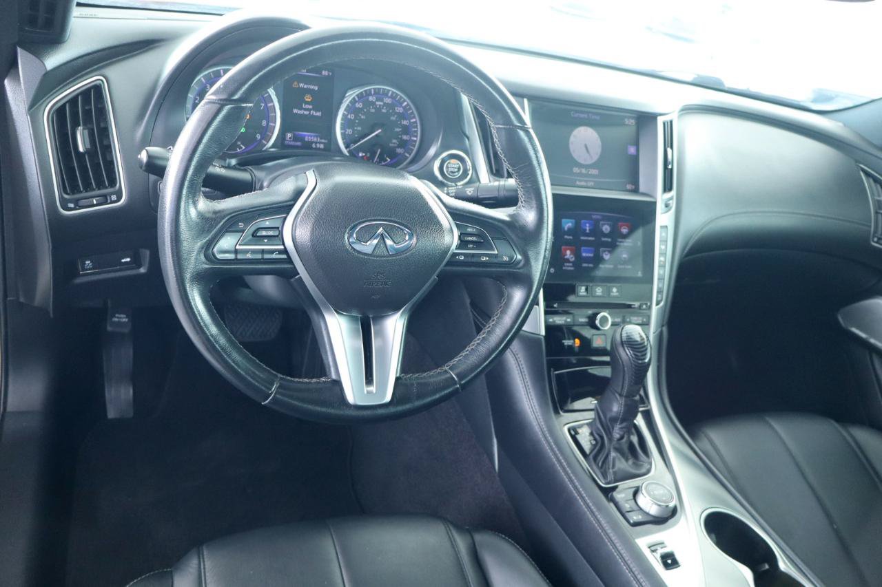 Used 2018 INFINITI Q60 3.0t Luxe RWD image 15