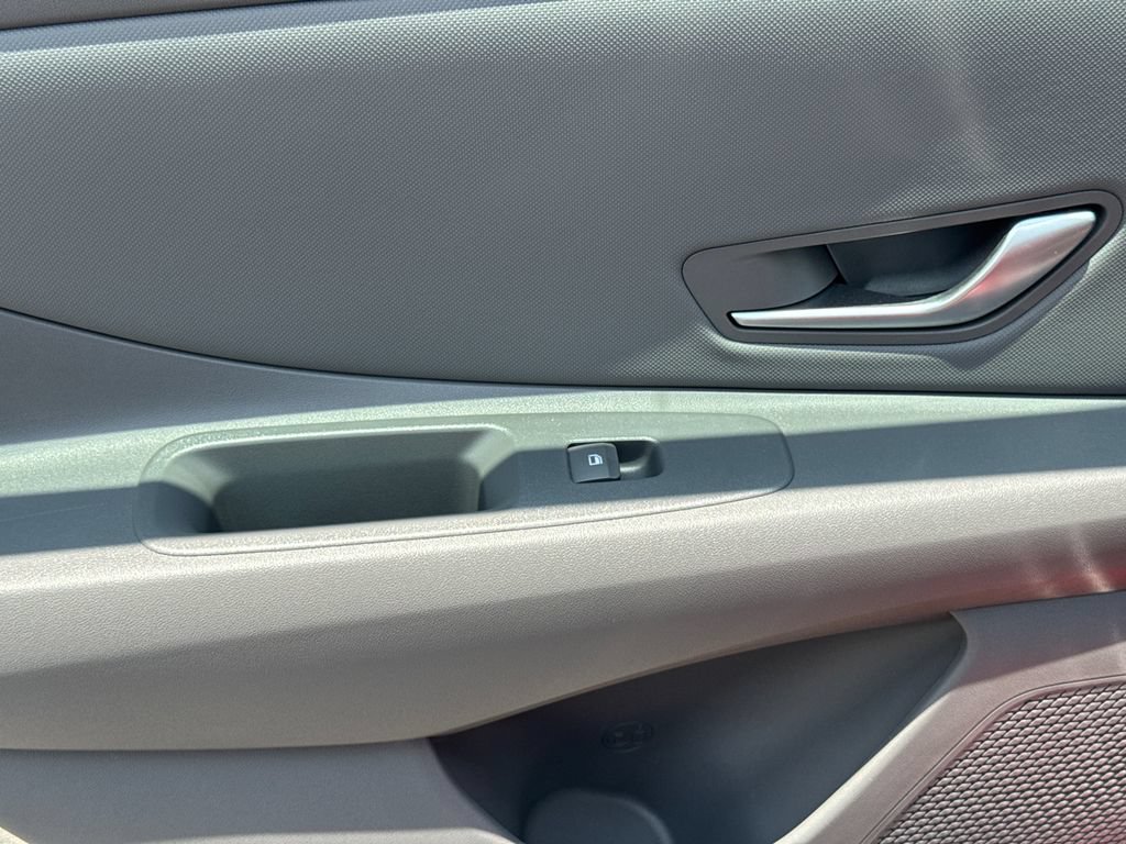 Certified 2026 Hyundai Elantra Sport FWD image 24