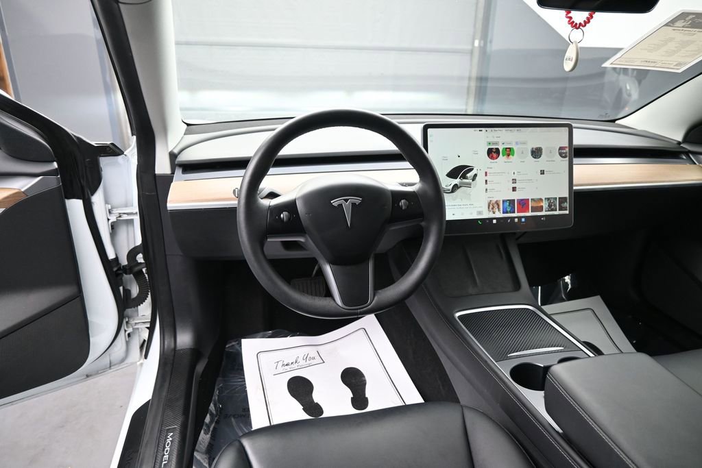 Used 2022 Tesla Model 3 Long Range AWD/4WD image 25