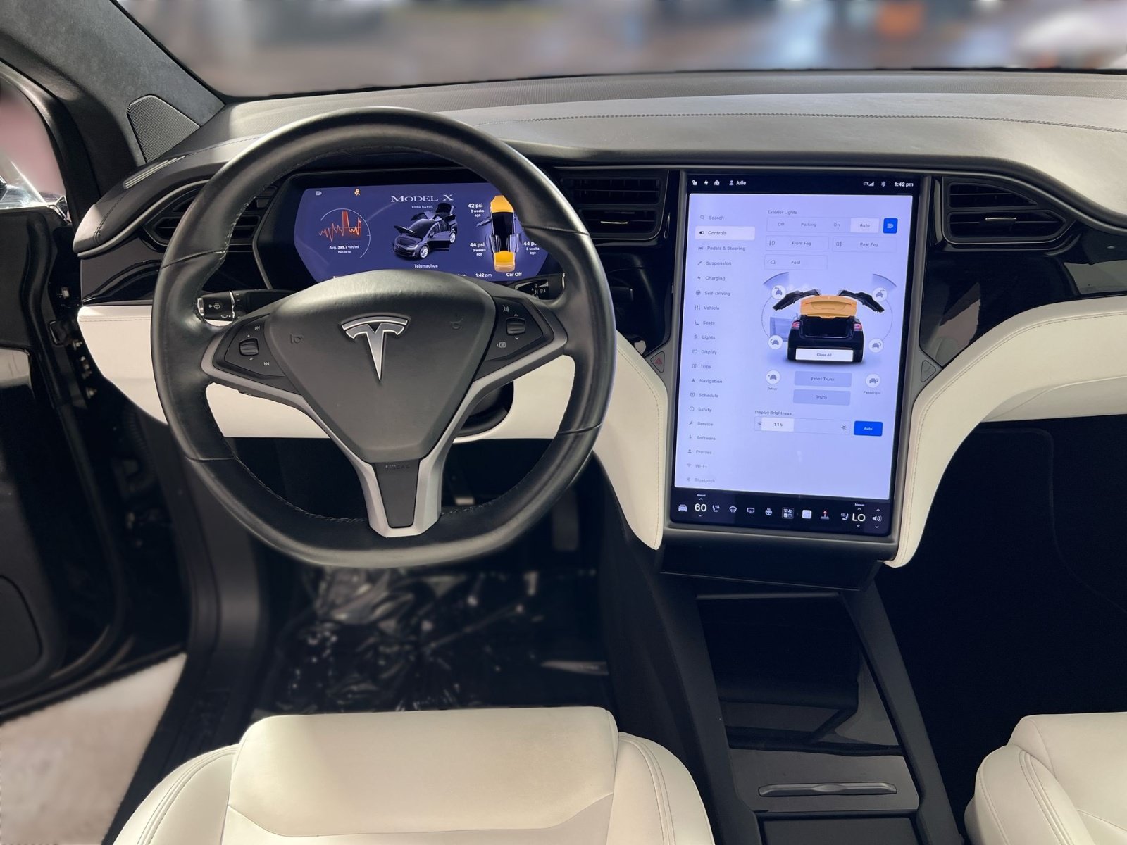 Used 2020 Tesla Model X Long Range AWD/4WD image 23