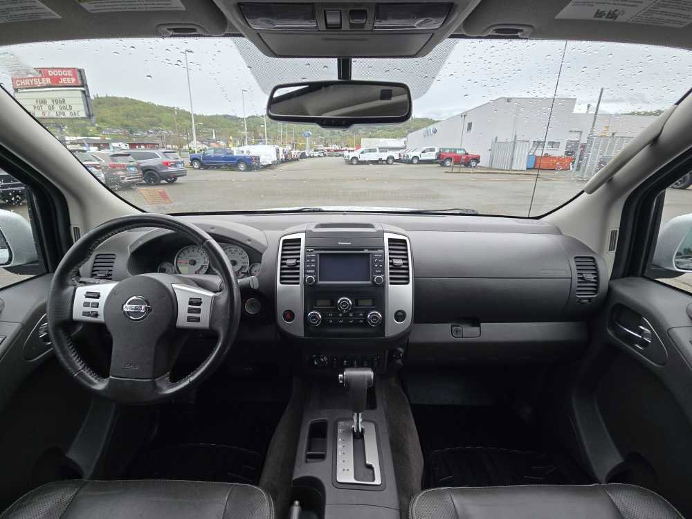 Used 2017 Nissan Frontier PRO-4X w/ Pro-4x Luxury Package AWD/4WD image 15
