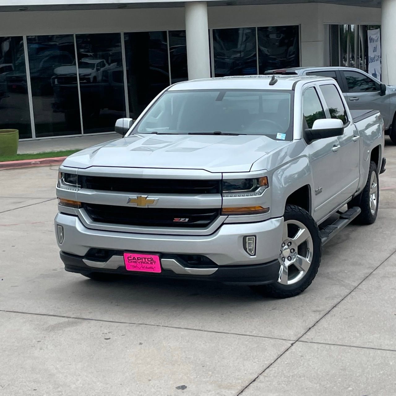 Used 2017 Chevrolet Silverado 1500 LT w/ Texas Edition AWD/4WD image 10