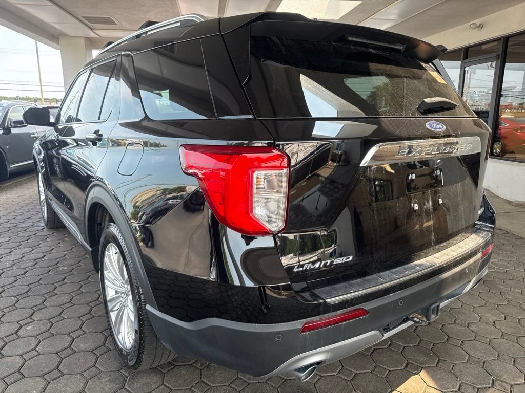 Used 2024 Ford Explorer Limited w/ Limited Technology Package AWD/4WD image 8