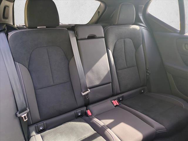 Used 2026 Volvo XC40 B5 Ultra w/ Protection Package Premier image 23