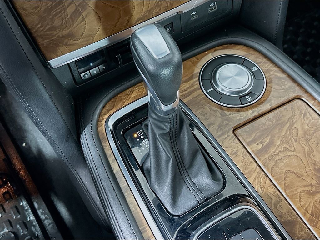 Used 2021 Nissan Armada SL w/ Captain's Chairs Package image 16