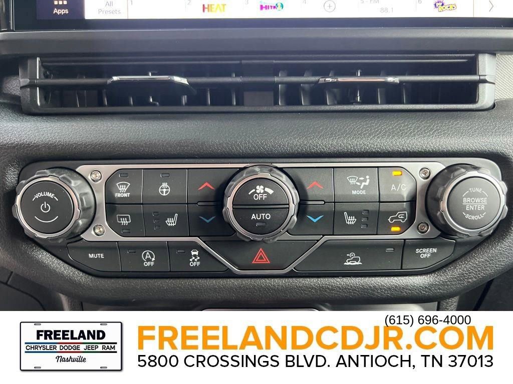 New 2025 Jeep Gladiator Willys image 27