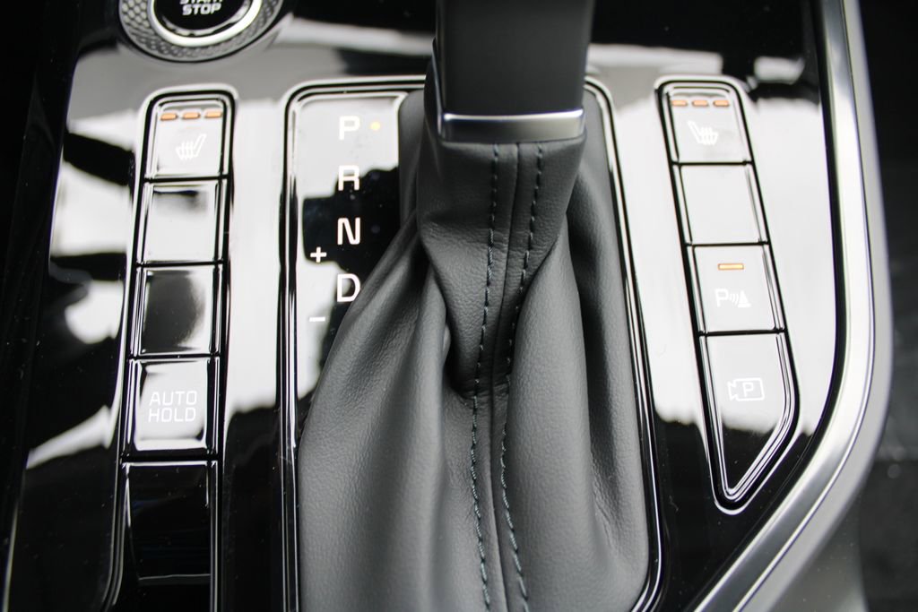 New 2026 Kia Niro EX FWD image 36
