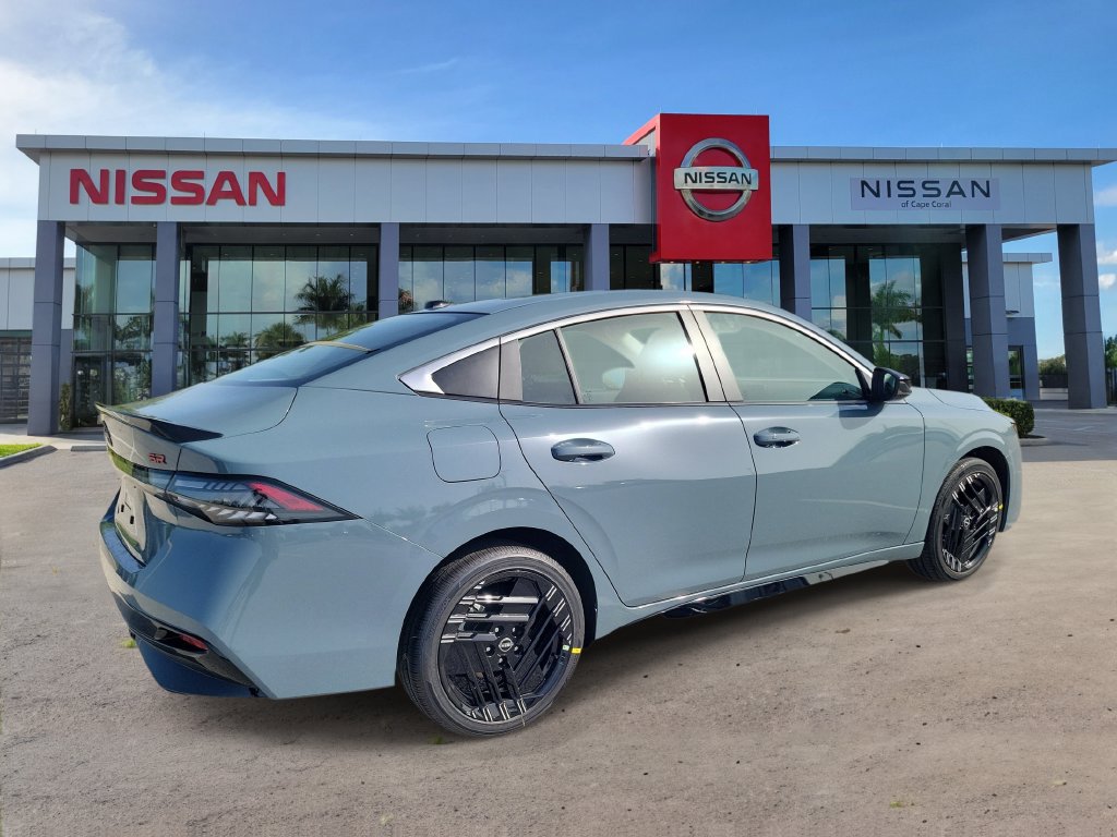 New 2026 Nissan Sentra SR w/ Floor Mat Package FWD image 2