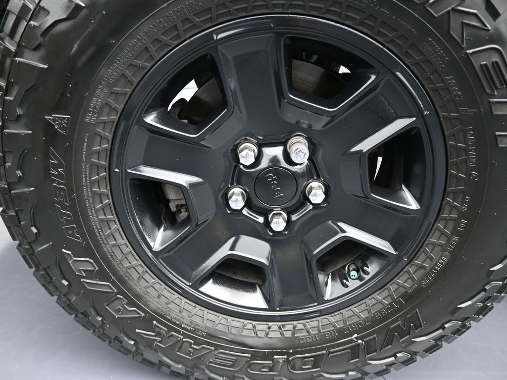 Used 2022 Jeep Gladiator Mojave w/ LED Lighting Group image 40