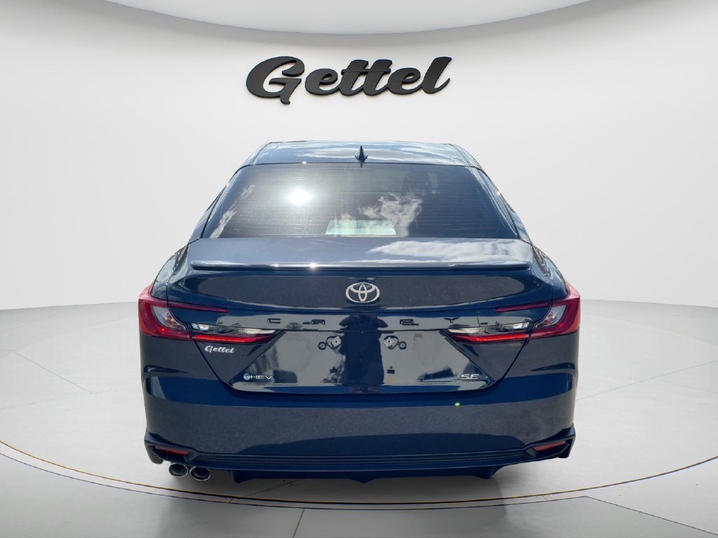 Used 2025 Toyota Camry LE FWD image 5