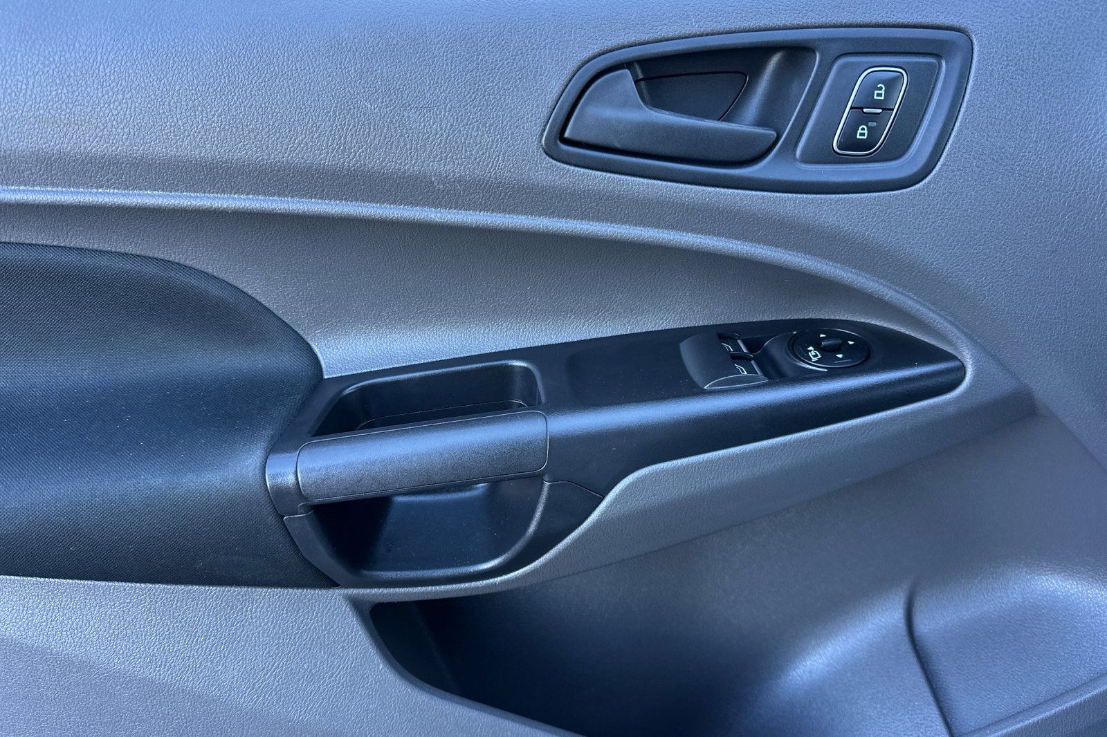 Used 2023 Ford Transit Connect XL image 10