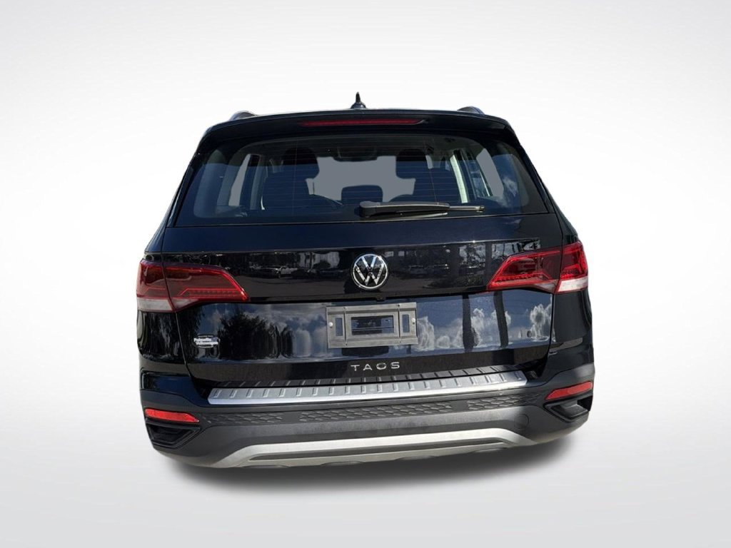 Used 2024 Volkswagen Taos S FWD image 7