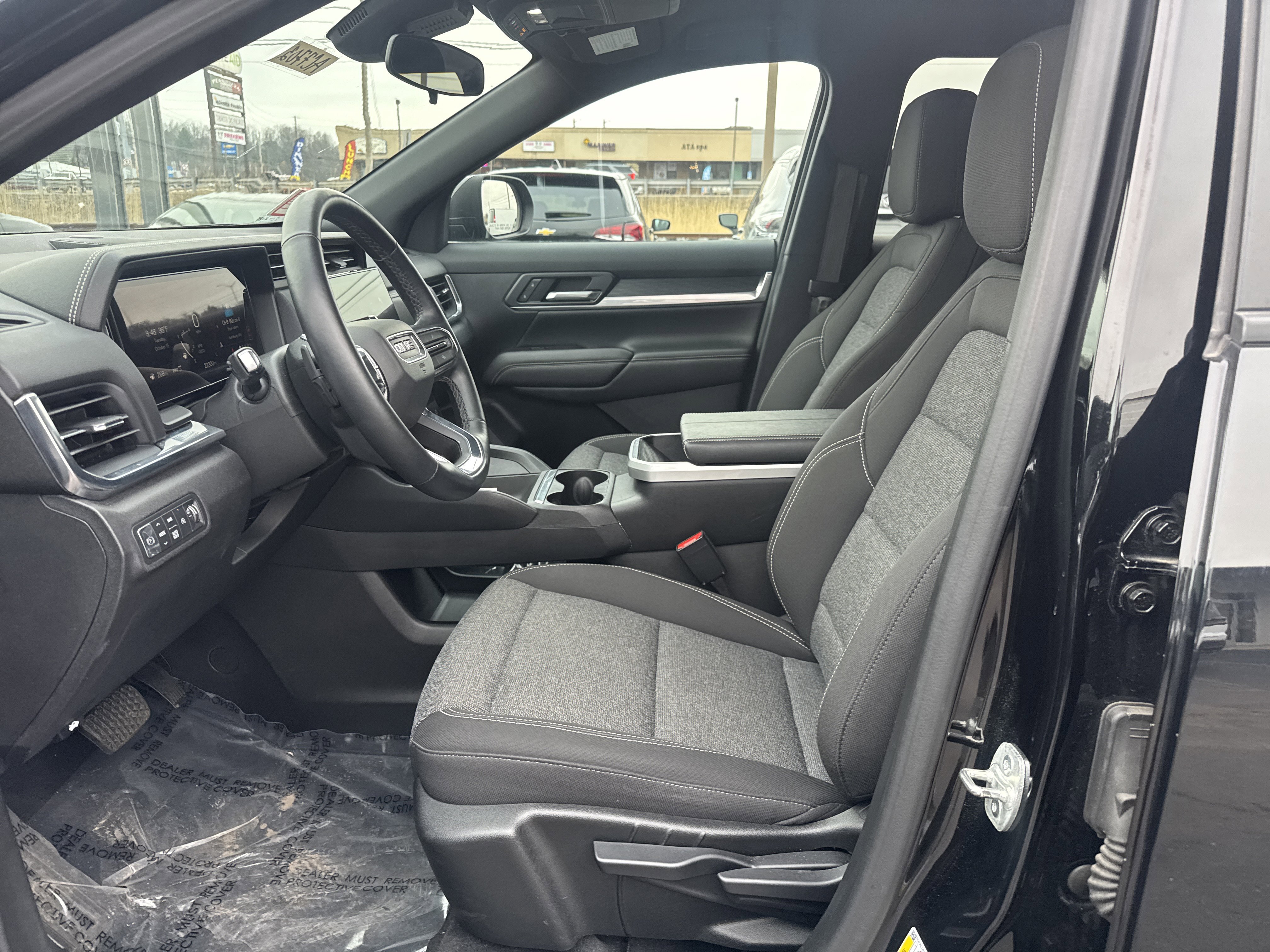 Used 2025 GMC Terrain Elevation AWD/4WD image 12