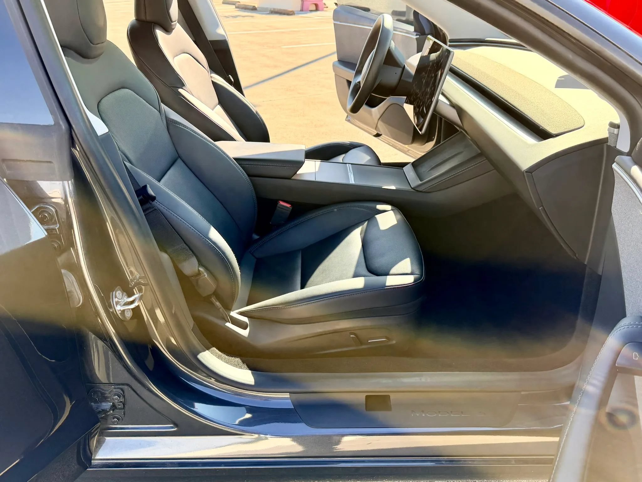 Used 2024 Tesla Model 3 Long Range RWD image 34
