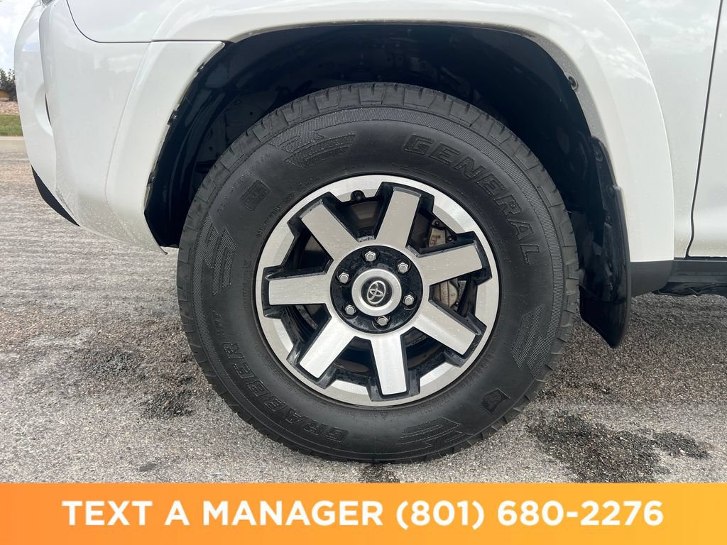 Used 2020 Toyota 4Runner TRD Off-Road Premium w/ Moonroof Package AWD/4WD image 9