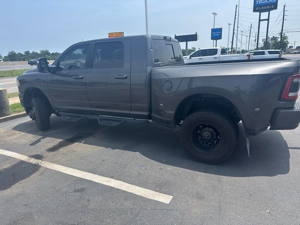 Used 2024 RAM 3500 Laramie w/ Night Edition AWD/4WD image 1