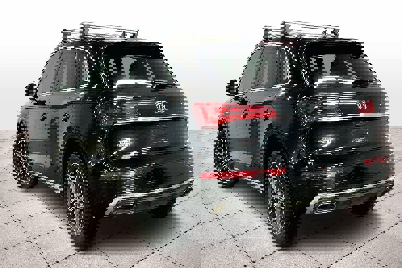 Used 2022 Audi Q5 e Premium Plus w/ Premium Plus Package image 14