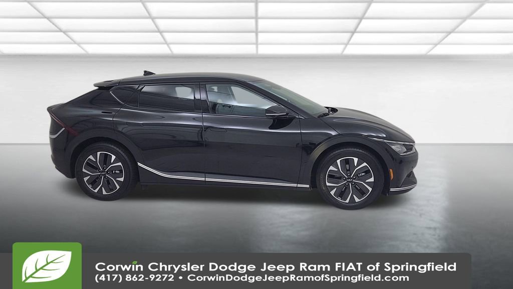 Used 2024 Kia EV6 Light image 17