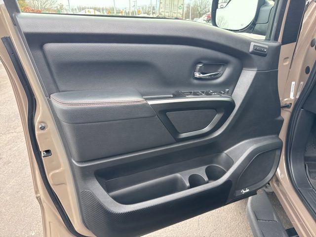 Used 2023 Nissan Titan PRO-4X w/ Pro-4x Convenience Package image 14
