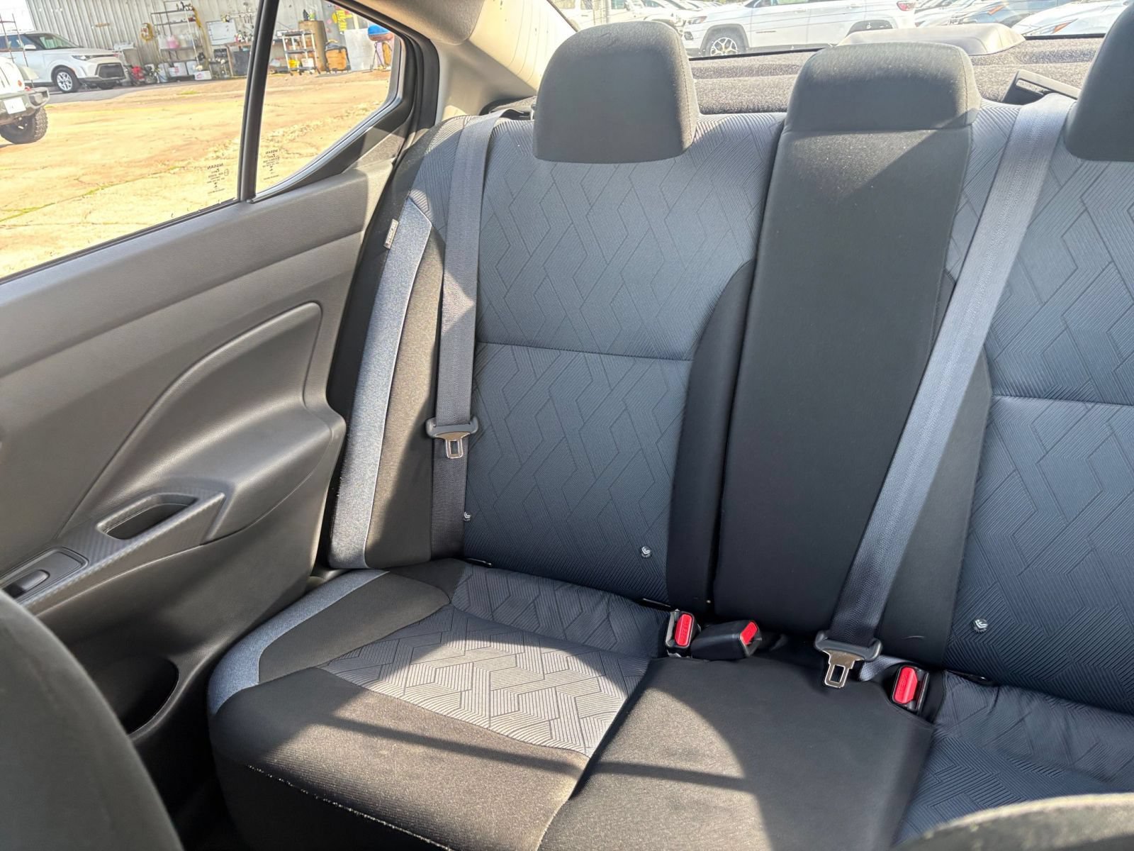 Used 2025 Nissan Versa SV FWD image 37