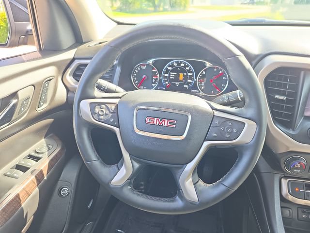 Certified 2023 GMC Acadia Denali w/ Denali Ultimate Package AWD/4WD image 17