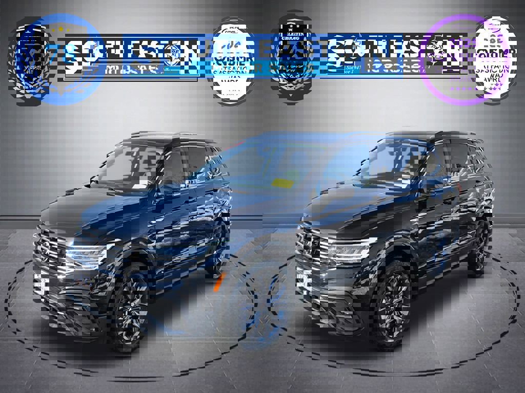 Used 2022 Volkswagen Tiguan SE image 1