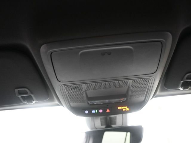 Used 2025 Chevrolet Equinox LT w/ Convenience Package II image 12