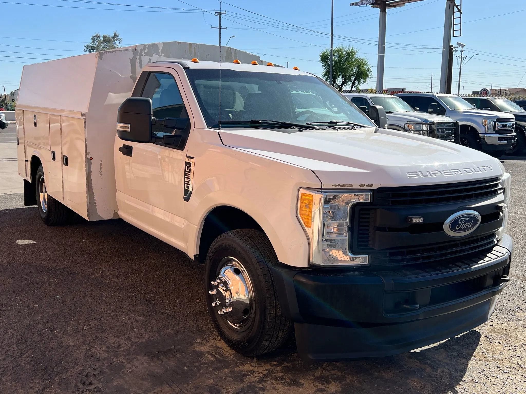 Used 2018 Ford F350 XL w/ Power Equipment Group image 5