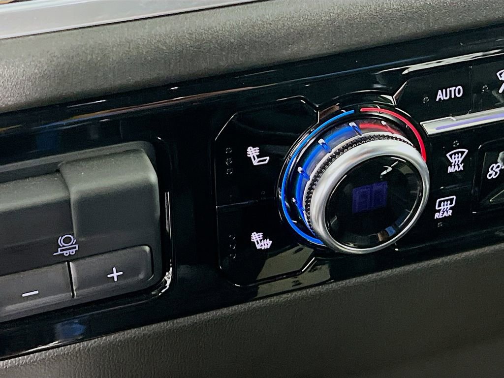 Certified 2025 GMC Sierra 1500 Elevation w/ Elevation Premium Package image 19