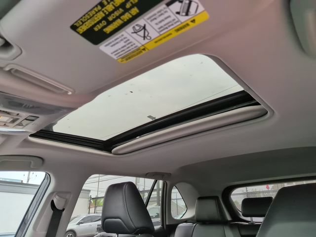 Used 2022 Toyota RAV4 XLE Premium AWD/4WD image 21