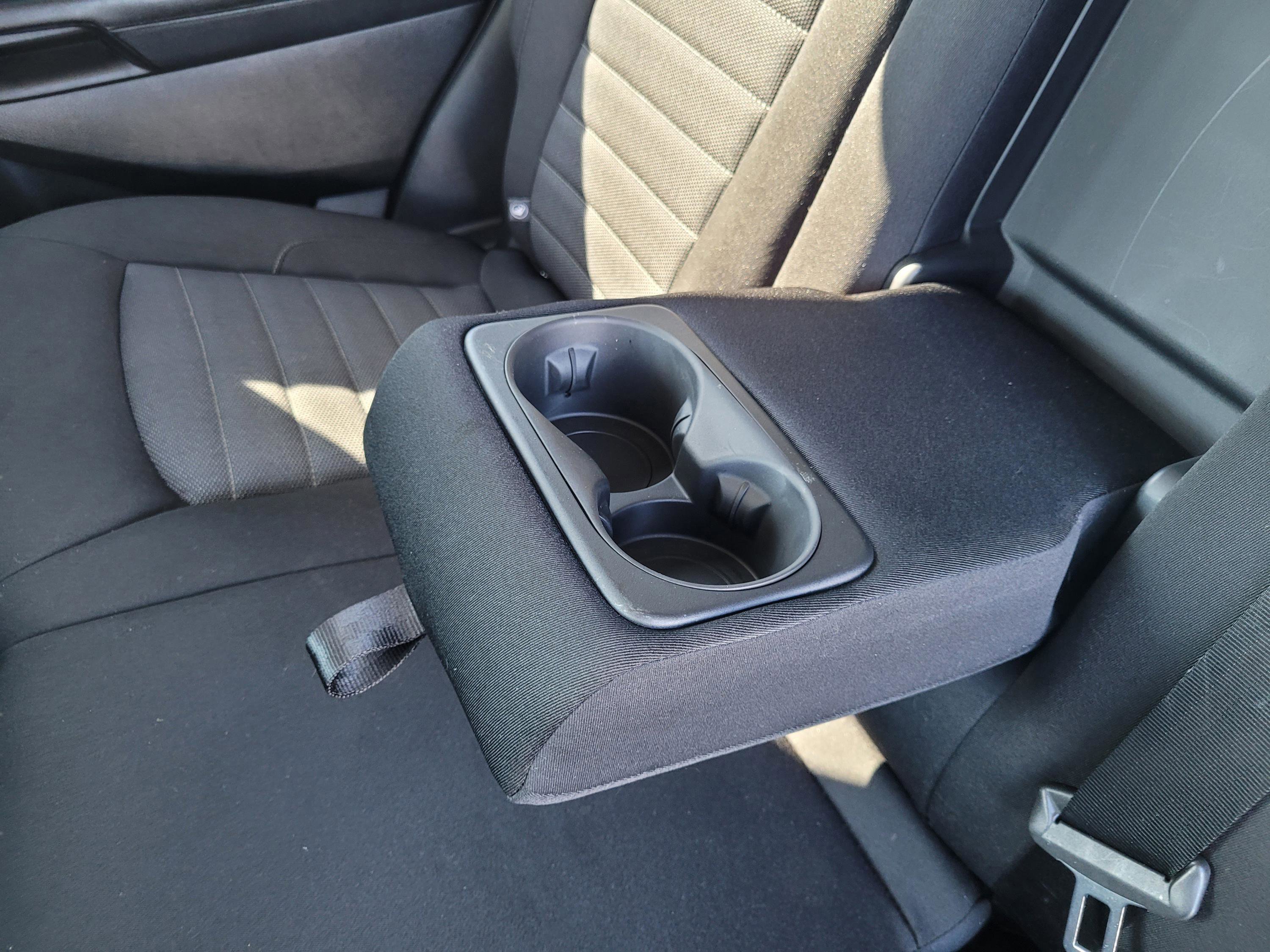 Certified 2024 Ford Edge SE w/ Cargo Accessory Package image 17