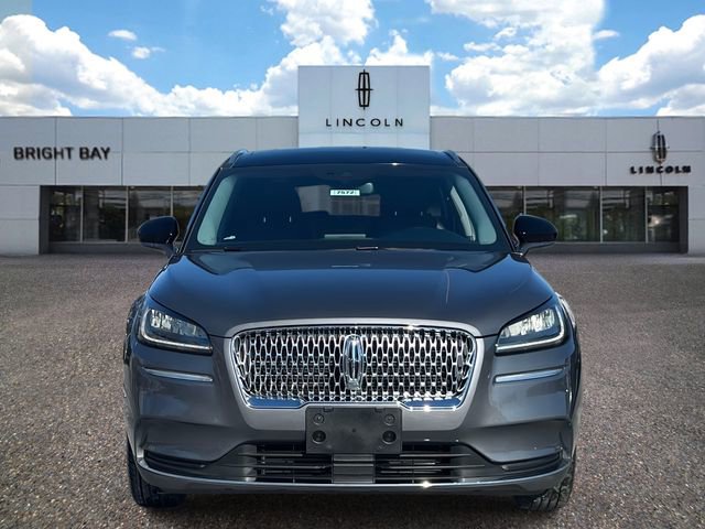 Used 2022 Lincoln Corsair AWD w/ Premium Package image 2