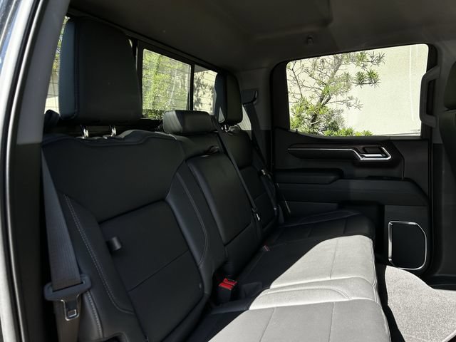 Used 2023 GMC Sierra 1500 SLT AWD/4WD image 30