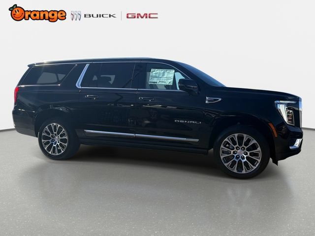 New 2026 GMC Yukon XL Denali w/ Sun & Power Step Package AWD/4WD image 2