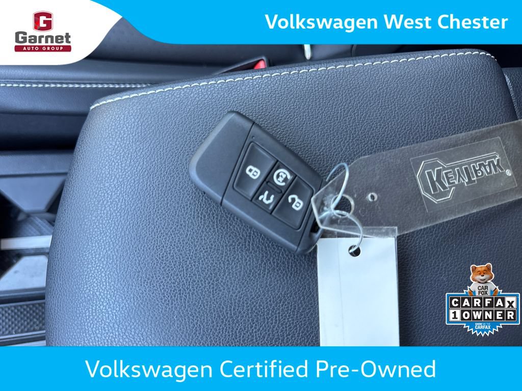 Certified 2024 Volkswagen Tiguan SE AWD/4WD image 13