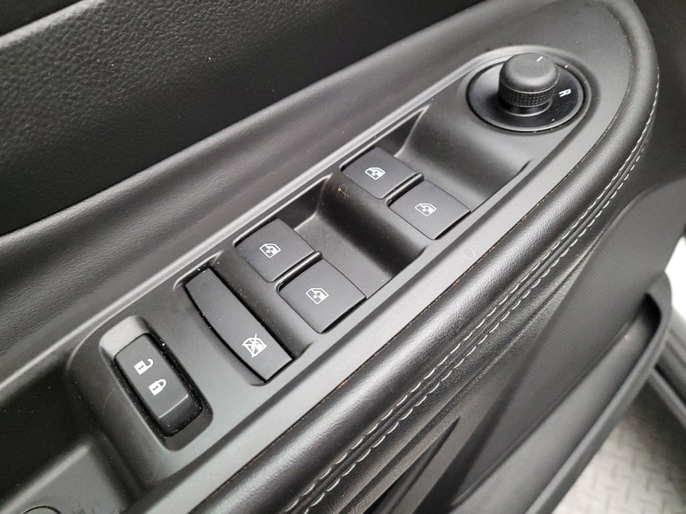 Used 2021 Buick Encore Preferred image 27