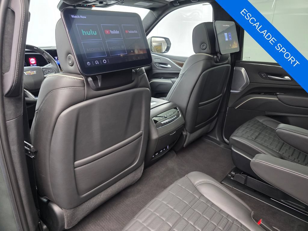 Used 2023 Cadillac Escalade Sport Platinum w/ LPO, ONYX Package AWD/4WD image 15