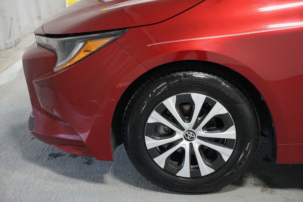 Certified 2022 Toyota Corolla LE image 5