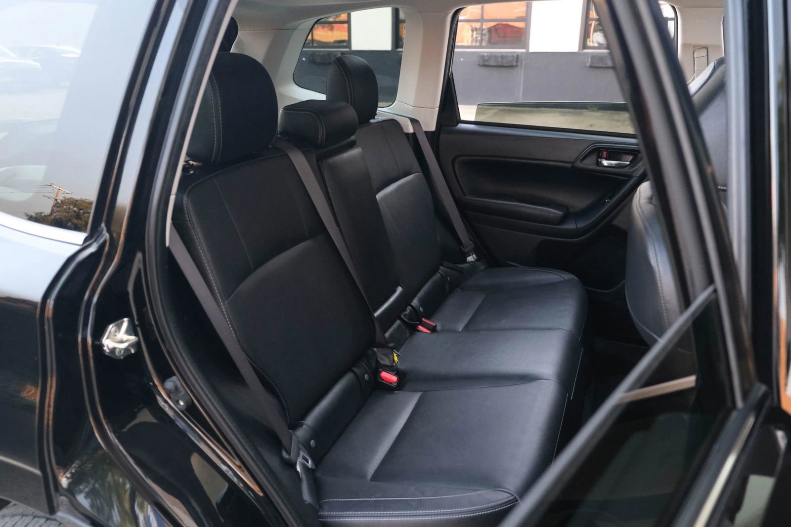 Used 2017 Subaru Forester 2.5i Limited w/ Popular Package #2 image 30