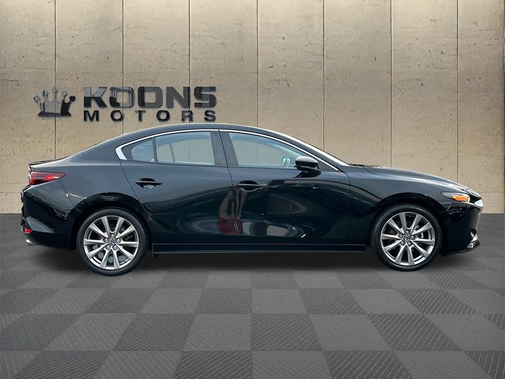 Used 2021 MAZDA MAZDA3 s video 3