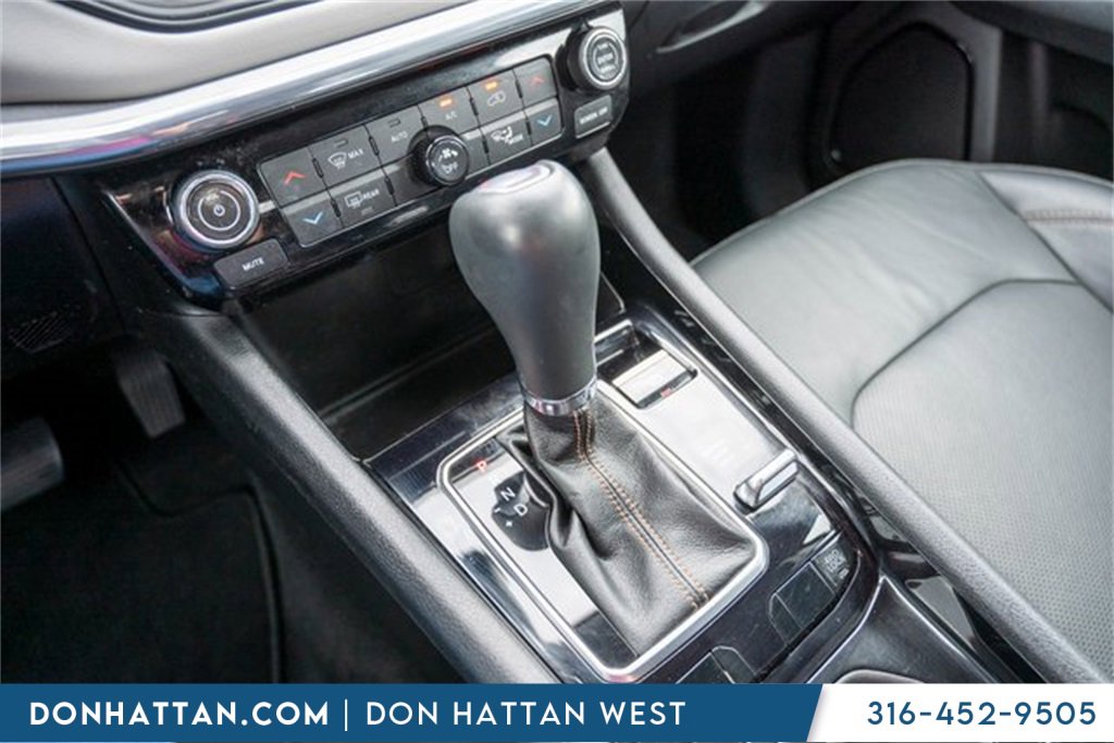 Used 2022 Jeep Compass Limited image 13