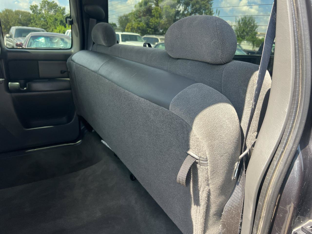 Used 2003 Chevrolet Silverado 1500 LS RWD image 29
