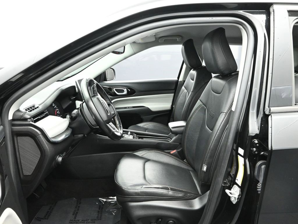 Certified 2022 Jeep Compass Limited image 11