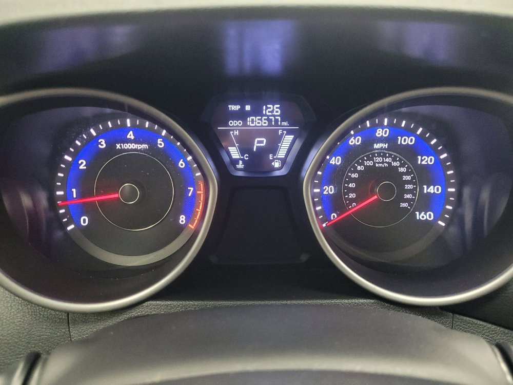 Used 2013 Hyundai Elantra image 23