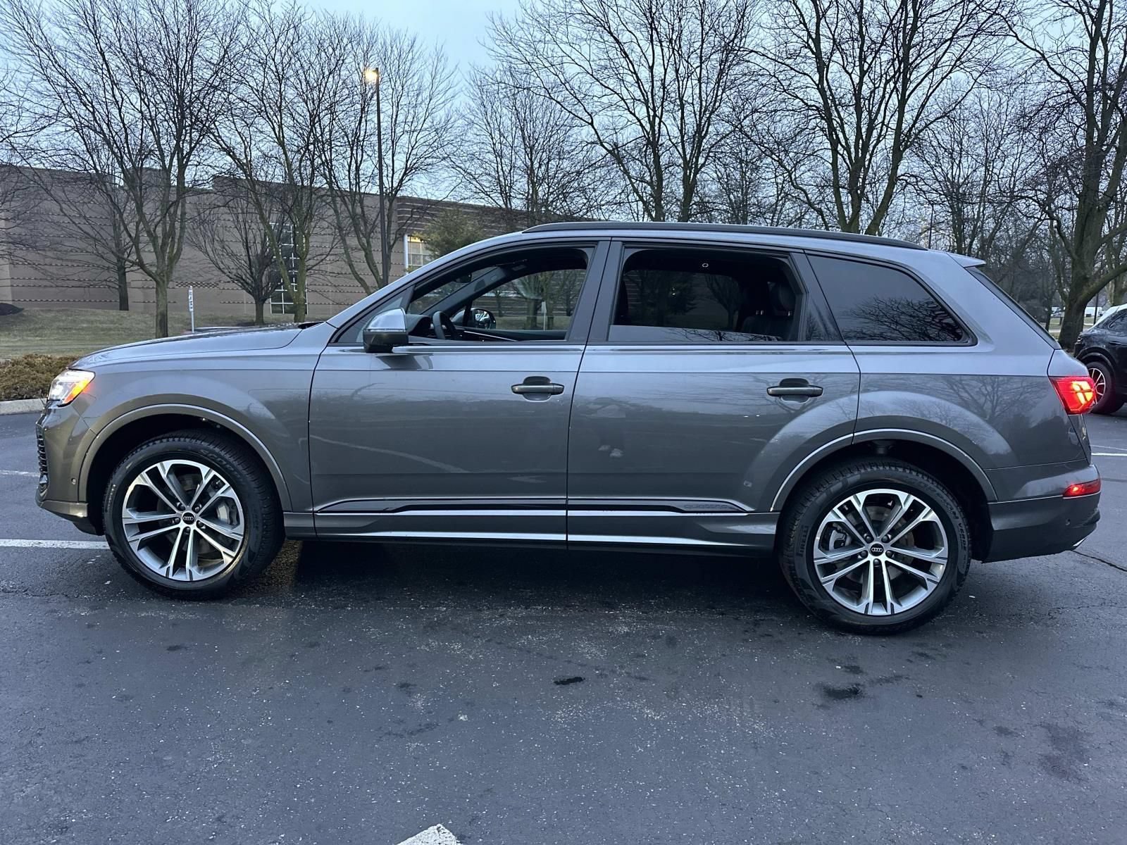 New 2026 Audi Q7 2.0T Premium AWD/4WD image 8