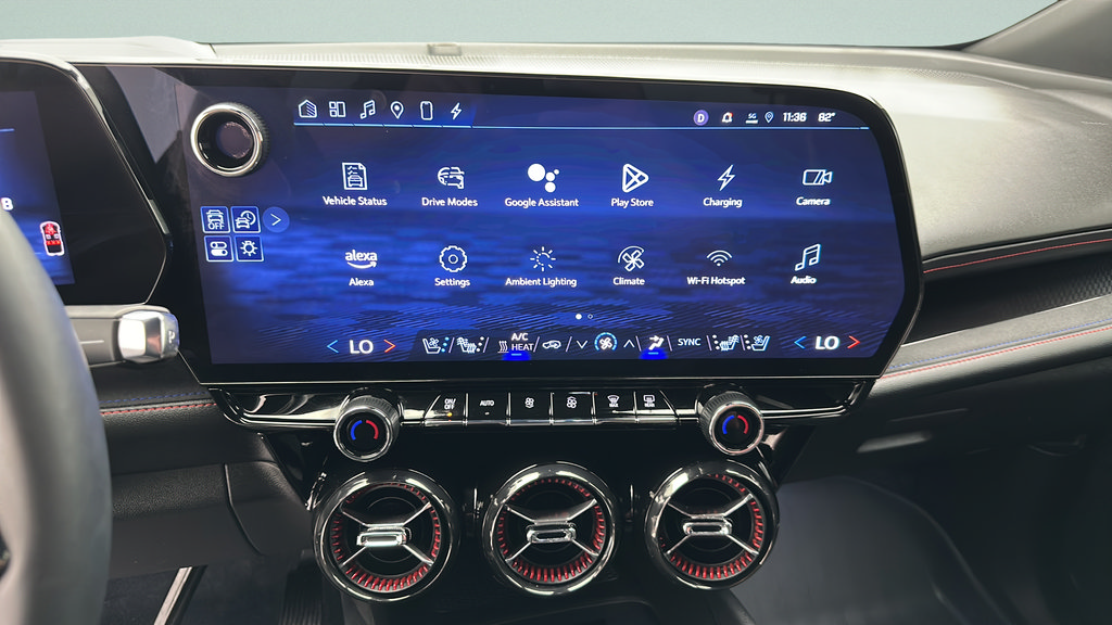 Used 2024 Chevrolet Blazer EV RS AWD/4WD image 17