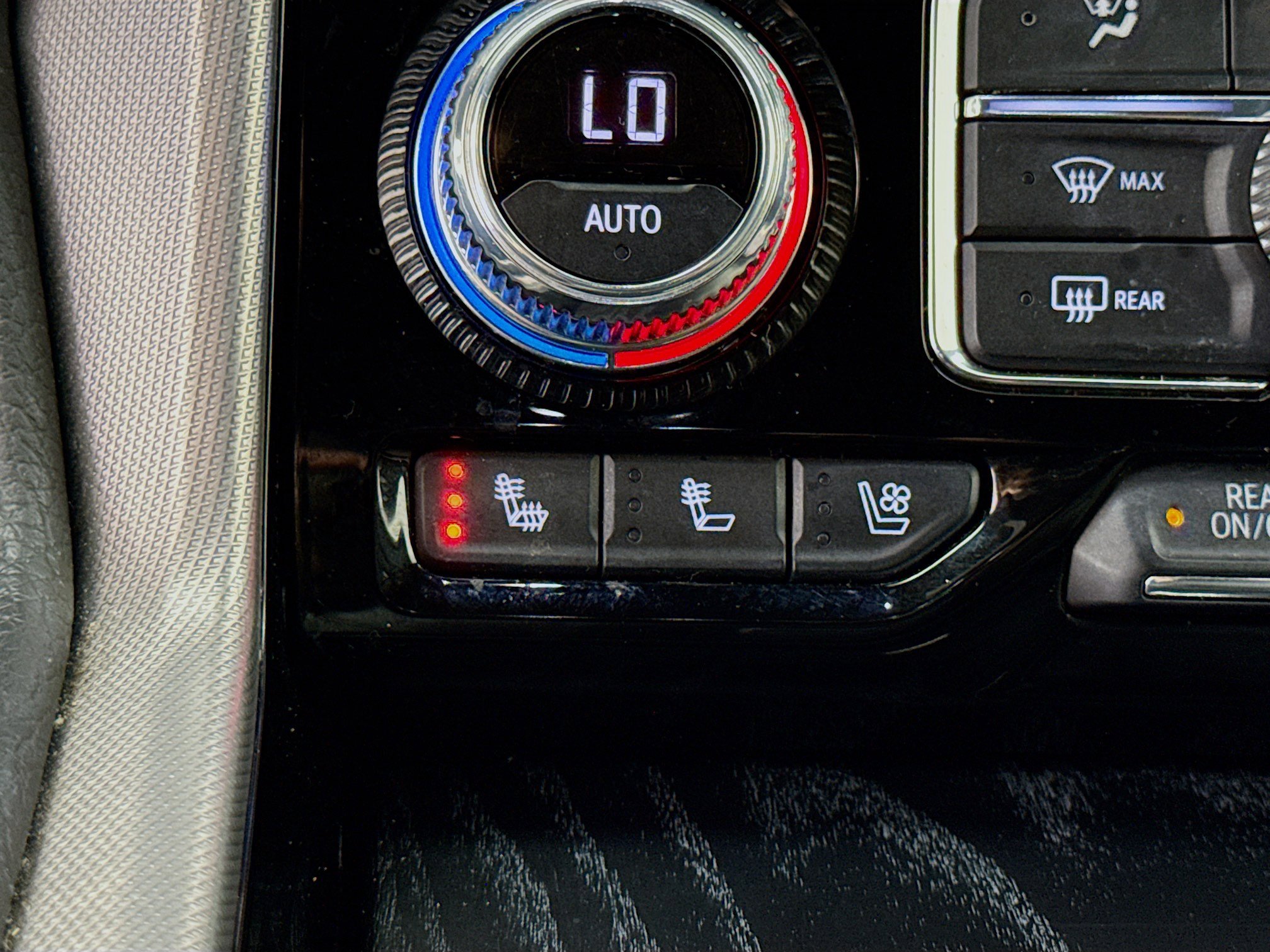 Used 2022 GMC Yukon Denali image 21