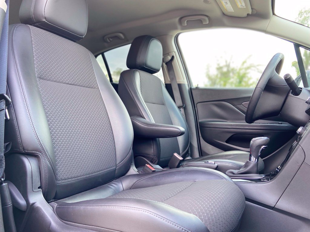 Used 2020 Buick Encore Preferred w/ Safety Package FWD image 15