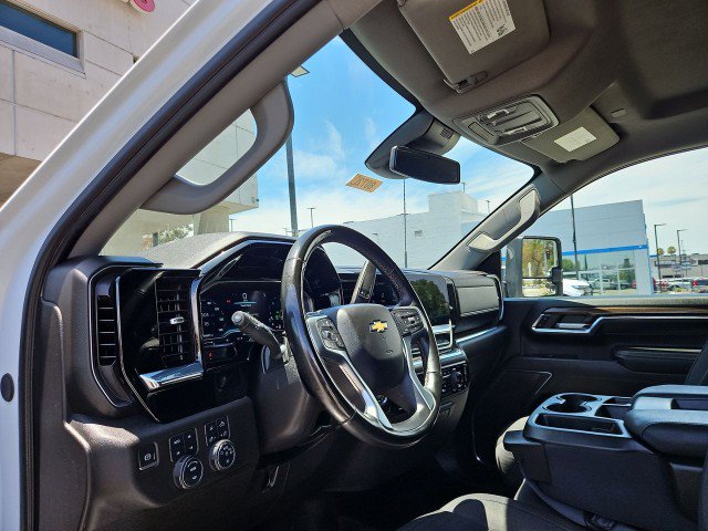 Used 2024 Chevrolet Silverado 3500 LT w/ Convenience Package AWD/4WD image 10